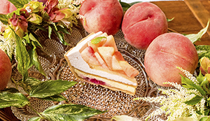 長野県産桃とチーズのタルト-カット